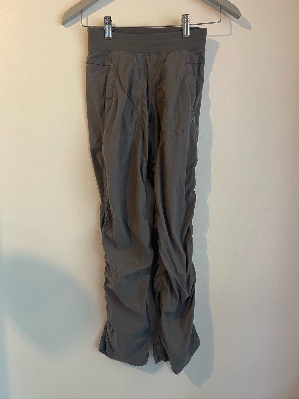 Ivivva Lululemon Rhythmic Ruched Cinch Pants Grey Girls Size 8